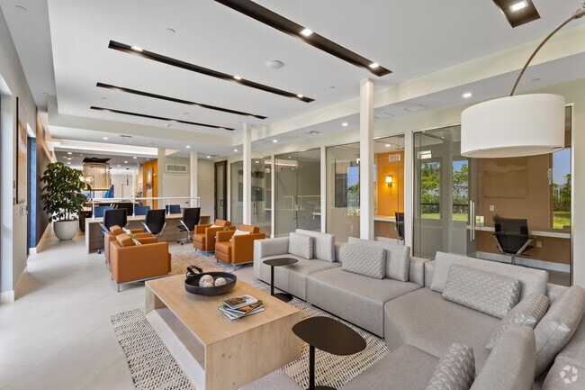 Salón del club - Avery Lake Worth Beach