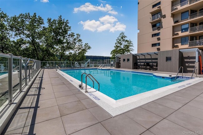 1155 Warburton Ave Unit 2A