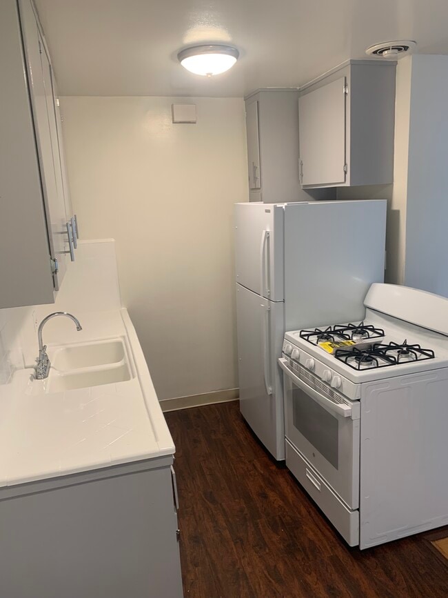 Building Photo - 4425 W 159th St Unit 1