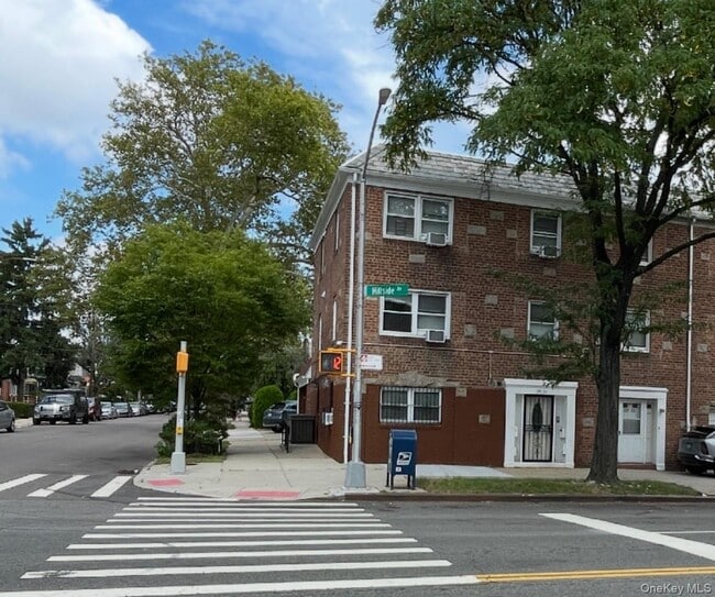 Photo - 124-01 Hillside Ave.