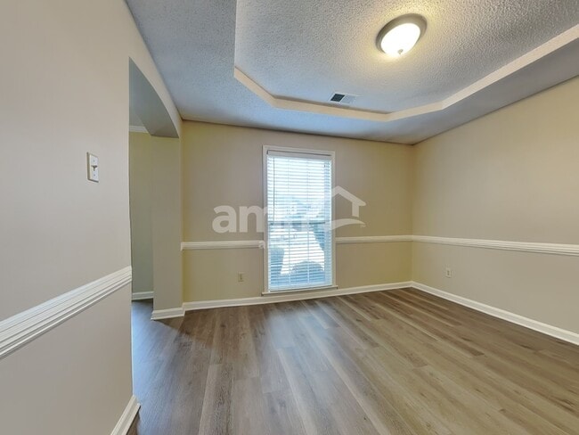 Photo - 7562 Sandy Brook Cv