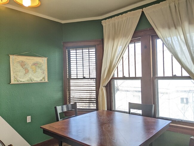 Dining room - 712 South St