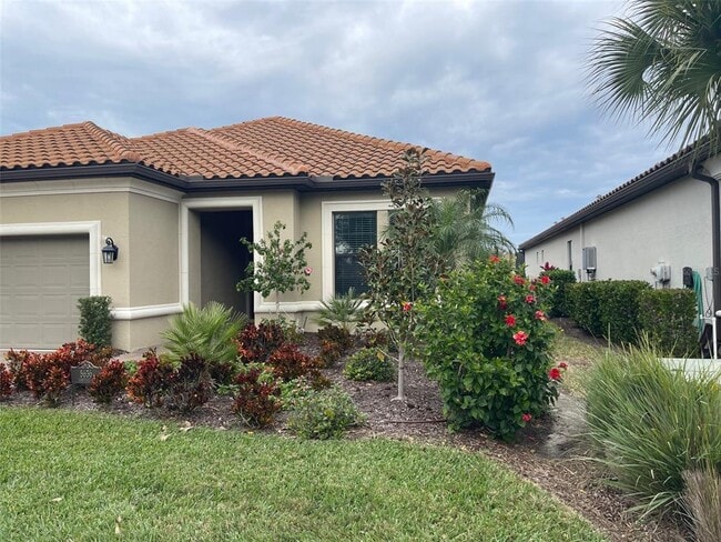 Photo - 5636 Cantucci St