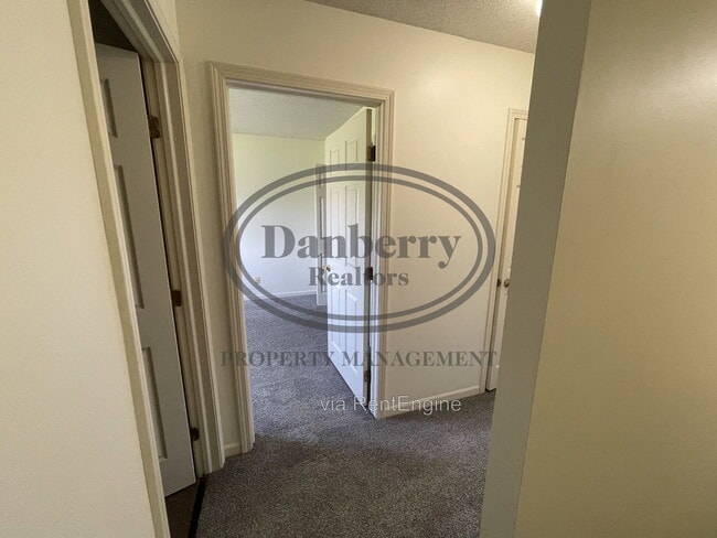 Photo - 328 Olive St