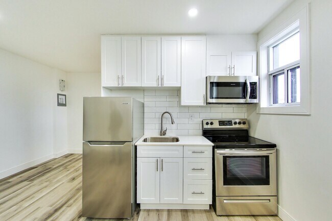 Photo - Beautifully Renovated Studio Apartment! Unit 312