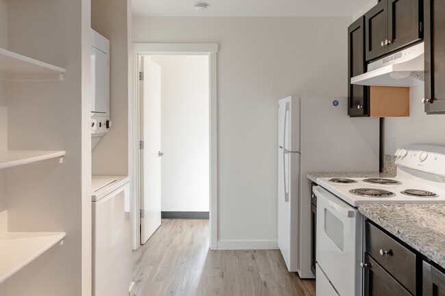 APARTAMENTOS EN D STREET - PORTLAND, OR