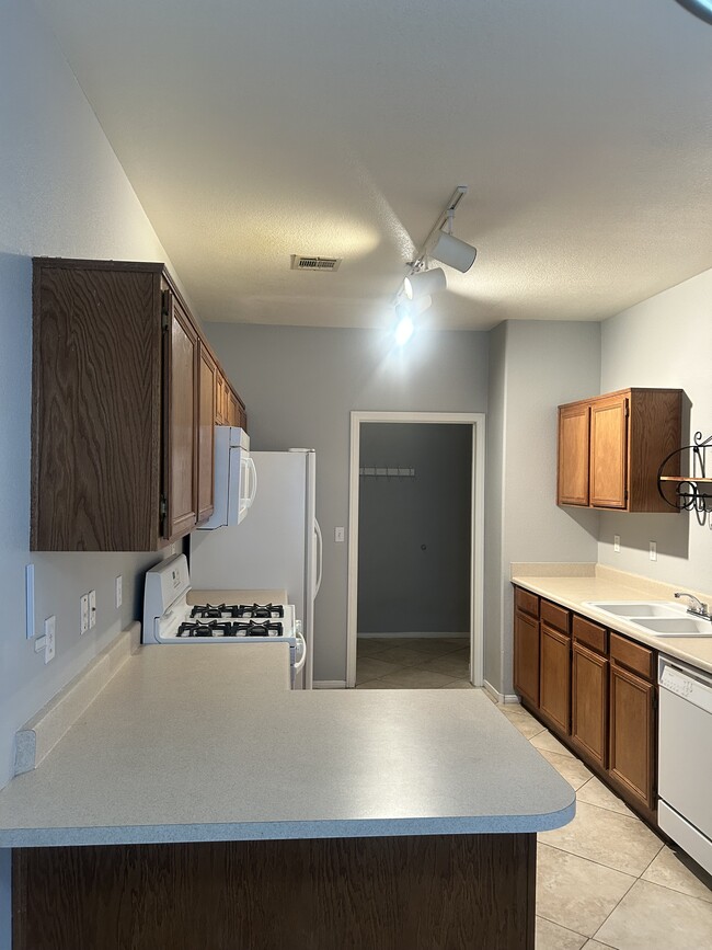 Photo - 85 Falcon Feather Way