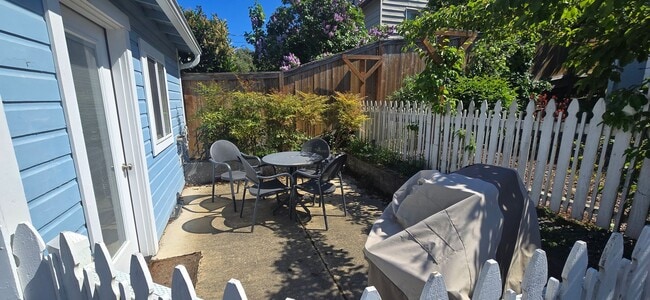 Photo - Furnished Listing-213 West 12th St., Port Angeles, WA 98362