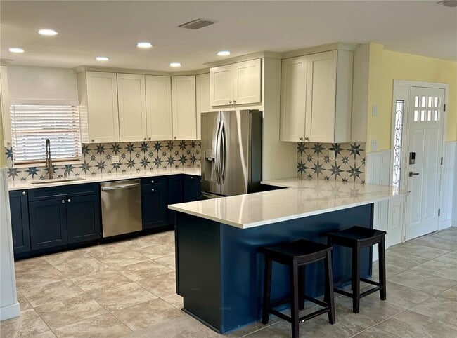 Photo - 5541 Bayou Grande Blvd NE