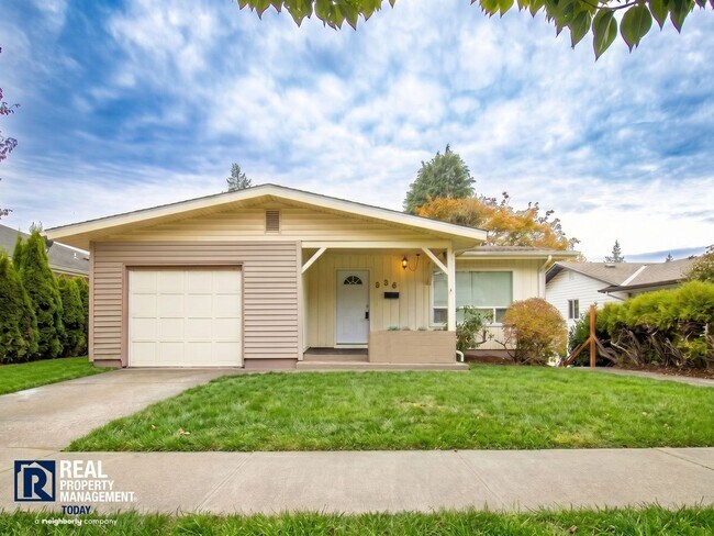Building Photo - Charming 2 Bedroom In Fircrest! Unit Upper