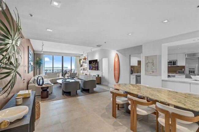 Building Photo - 251 Crandon Blvd Unit 1227