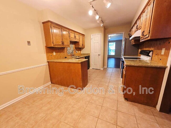 Photo - 833 General George Patton Dr