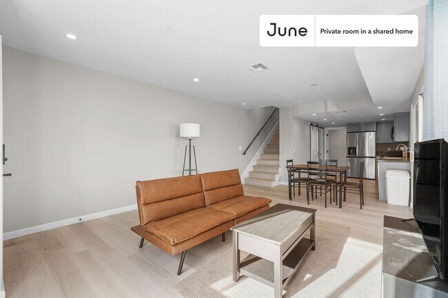 Room in Shared 5 bed/5 bath home in Boyle Heights
