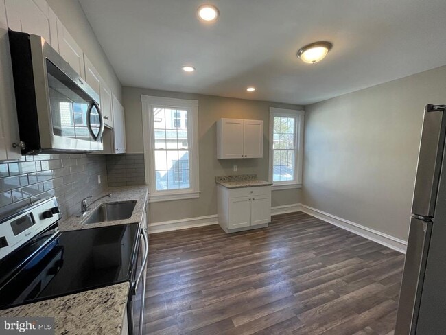 Photo - 10 Clifton Ave