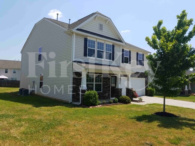 Photo - 1309 Waldridge Ct