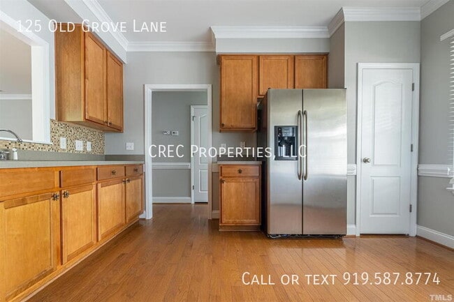 Photo - 125 Old Grove Ln