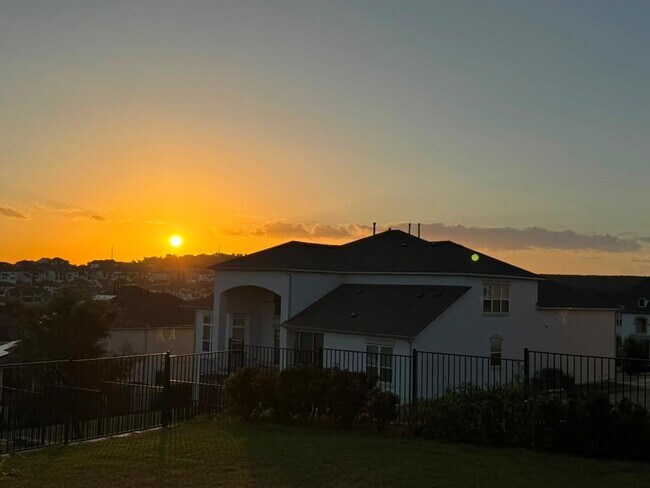 Building Photo - 4529 Port Bari Dr
