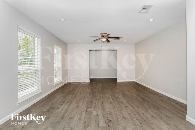 Photo - 24707 Wilderness Rd