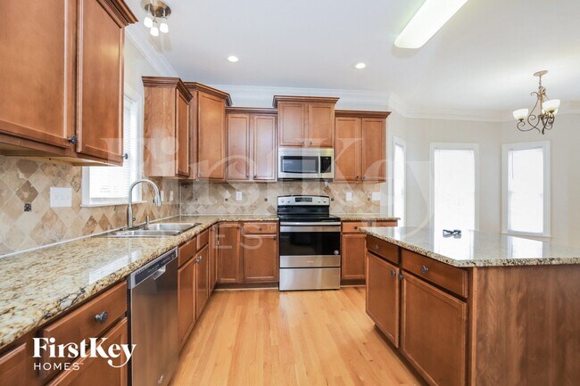 Photo - 940 Boyer Dr