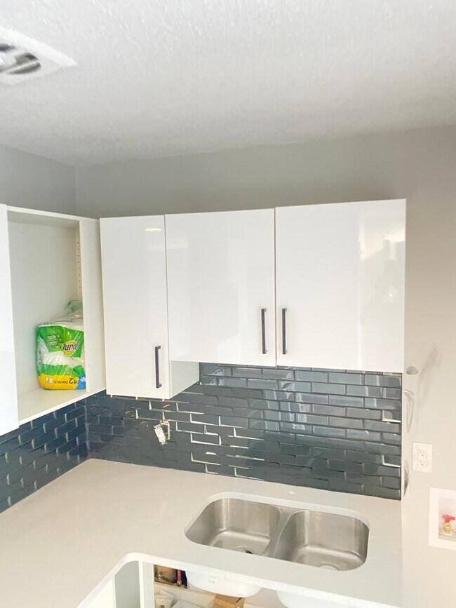 Photo - 12525-12118 118 Ave NW Unit 12