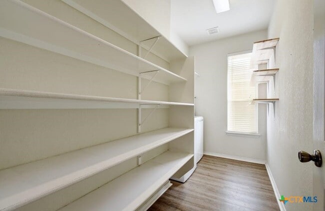 Photo - 2234 Lakeline Dr