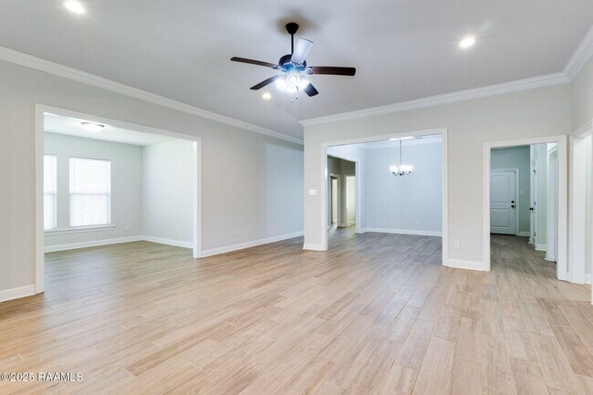 Photo - 219 Finnegan Way