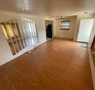 Photo - 3205 Menominee Ave