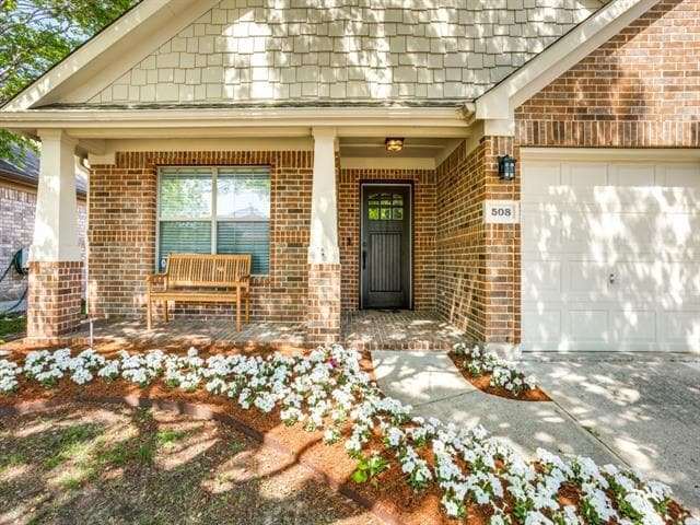 Photo - 508 Hackberry Dr