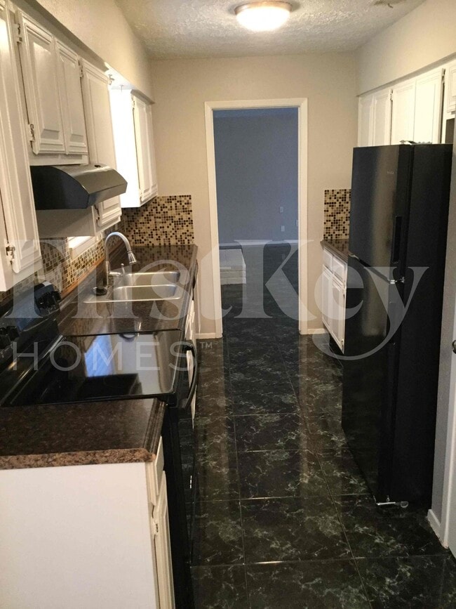 Photo - 5506 Maplegate Dr