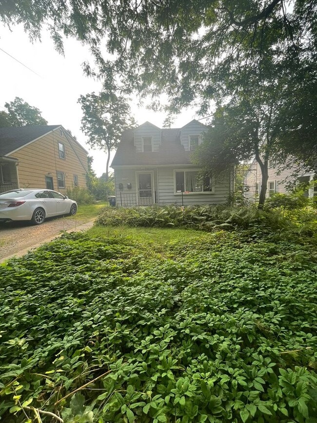 Building Photo - 1106 Brooks St Unit 1106 #2