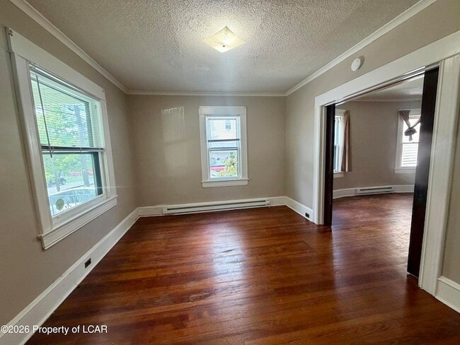 Photo - 715 Alder St Unit 1