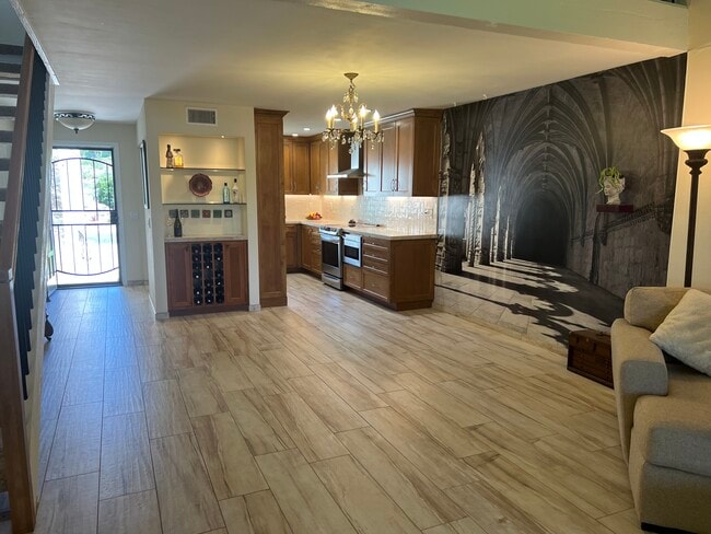 Building Photo - 17738 Valle de Lobo Dr Unit Stoneridge Chateau Condos
