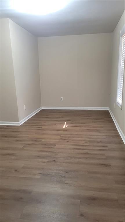 Photo - 1583 Iris Walk