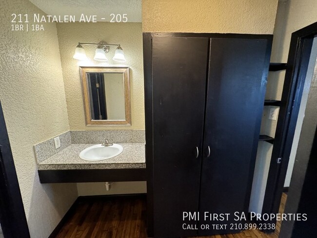 211 Natalen Ave Unit 205