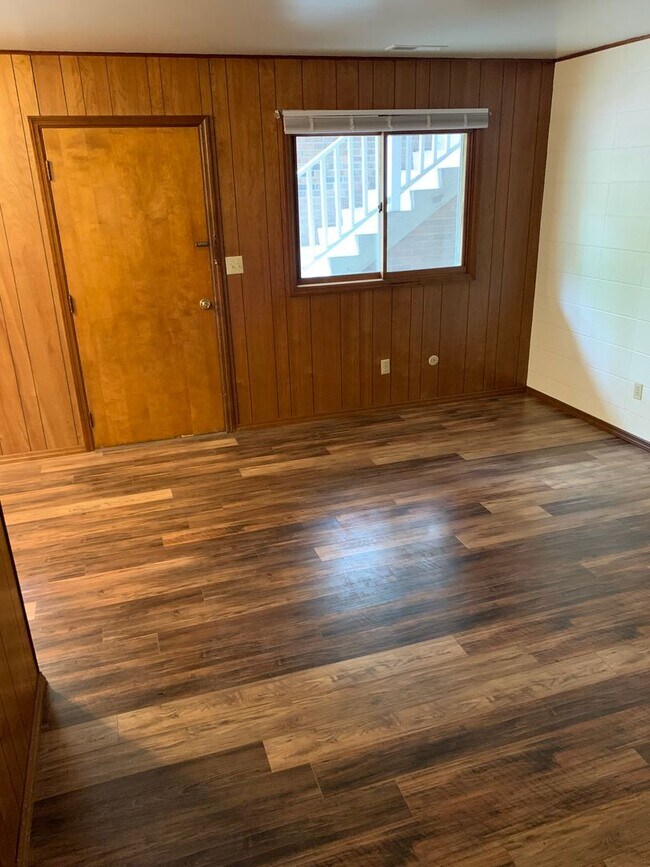 Photo - 326 W Kenwood Dr
