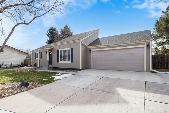 Photo - 5025 E Weaver Ave