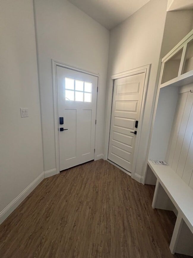 Photo - 374 Kristi Path