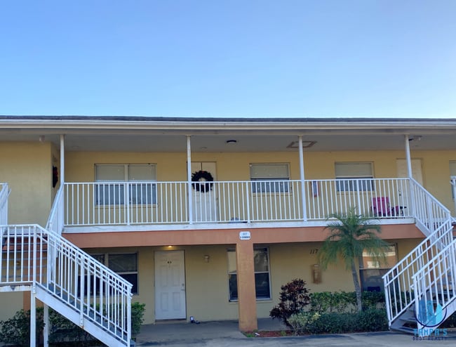 Building Photo - 1 Bed 1 Bath Apartment at the Casabella Apartments in Clearwater, FL *MOVE-IN SPECIAL* Unit EVERGREEN#117-102