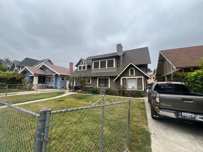 Photo - 2232 Juliet St