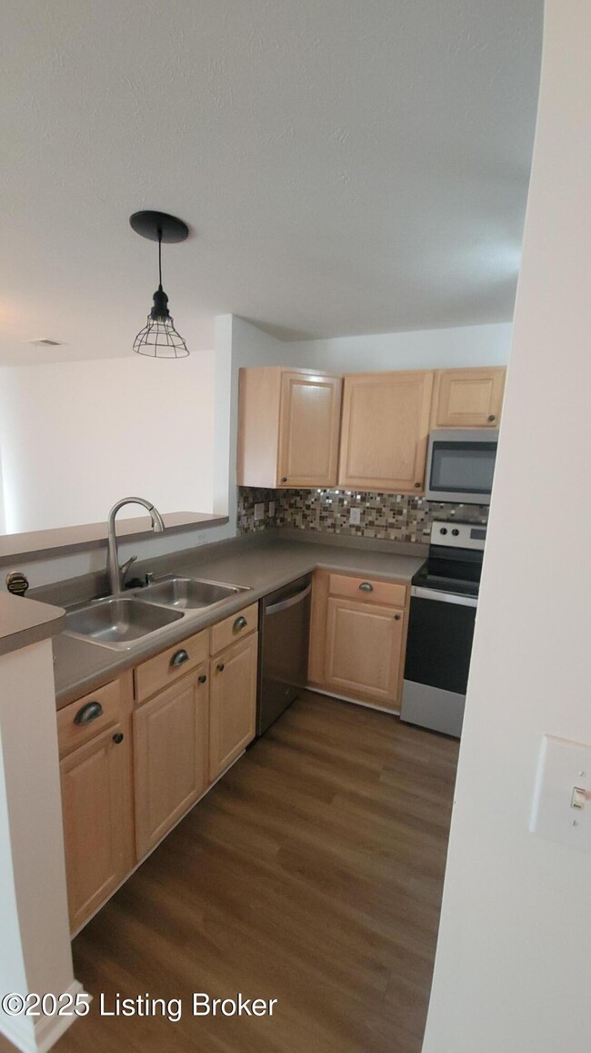 Photo - 6403 Shelton Circle Unit 104