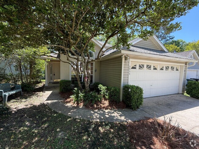 Building Photo - NE Tallahassee Home in Top School District