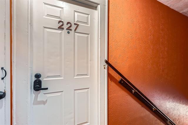 Photo - 225 S Oak Cliff Blvd