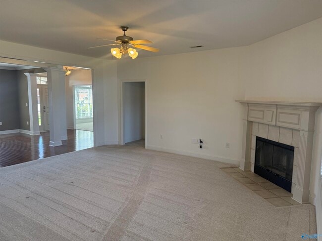 Photo - 5005 Liberty Park Cir SE