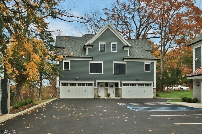 Photo - 210 Mountain Blvd Townhome
