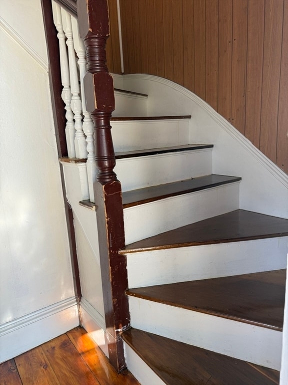 Photo - 19-21-21 Dearborn Ave Unit 2