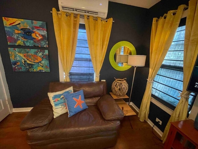 2521 Avenue Q Unit SI ID1589273P