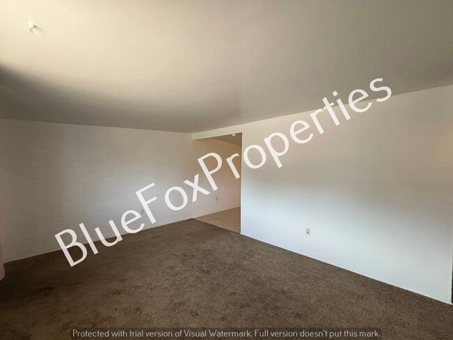 Photo - 1228 E Kentucky St