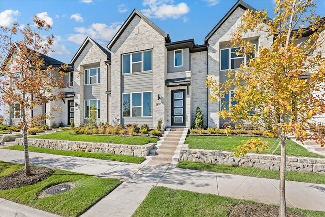 Photo - 9609 Dahlia Blvd