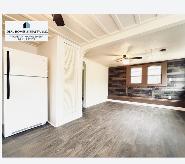 Photo - 4137 Corbin Dr