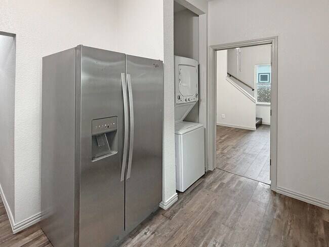 Photo - 2424 Mckinley Ave